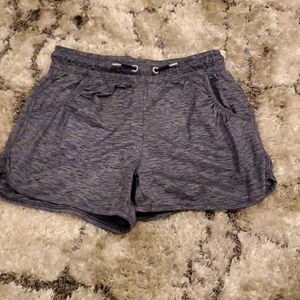 Girls active shorts size L